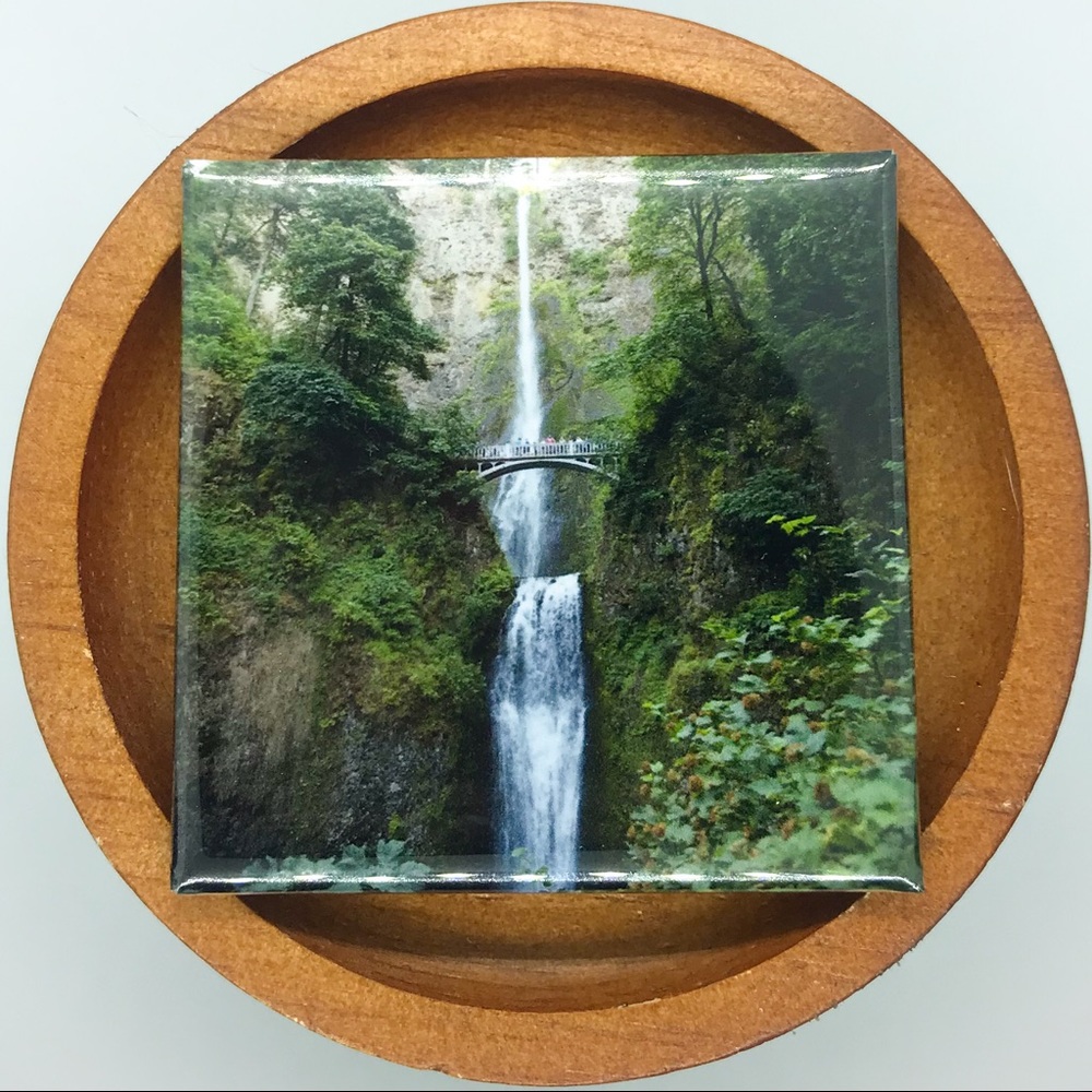 ✨3/$25✨ Multnomah Falls Photo Magnet